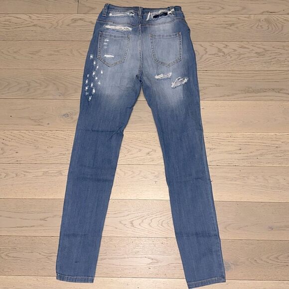 Blessed With My Booty Skinny Jeans - Medium Blue Wash-NWOT - Picture 7 of 8